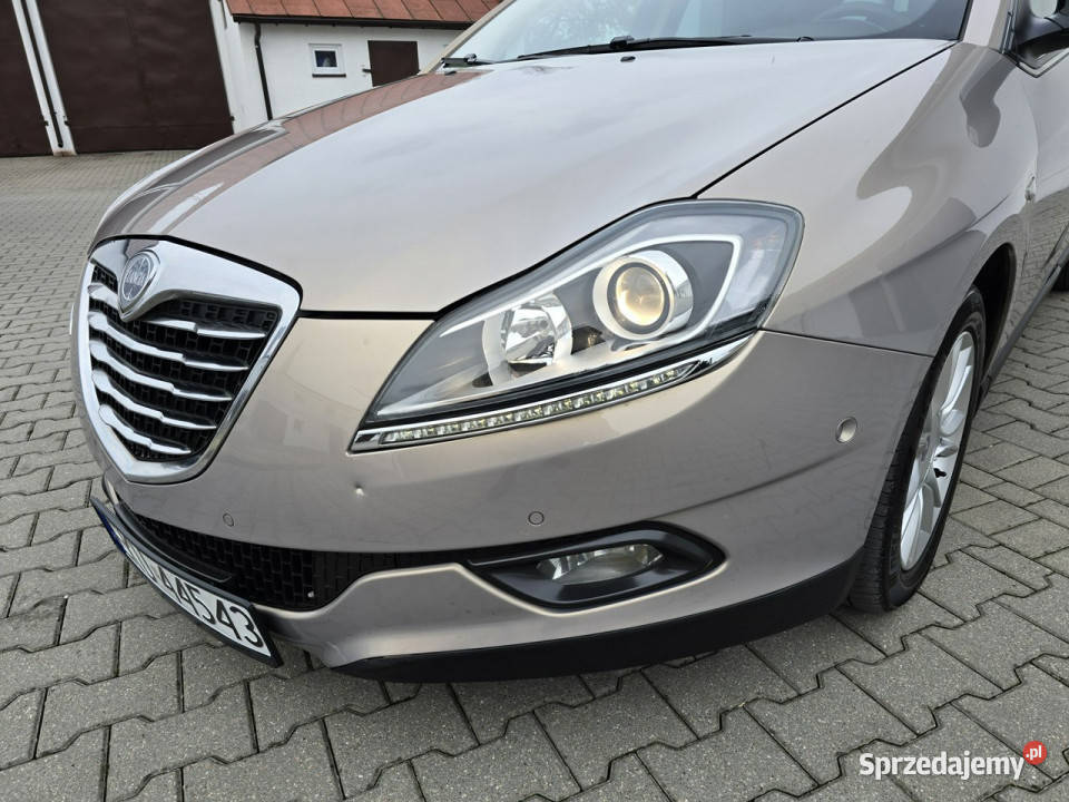 Lancia Delta 14Turbo Benz NavigacjaKlimatr 2 kurtyny powietrzne Kutno