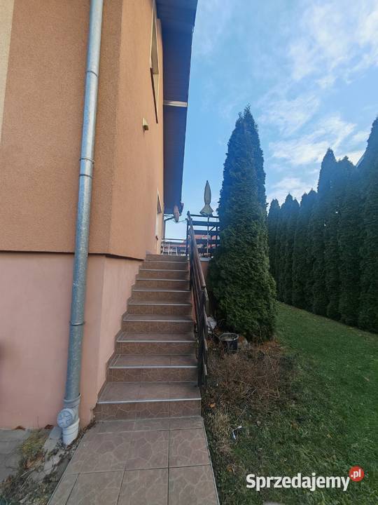 Do sprzedania dom w zabudowie bliźniaczej z Sprzedaż Dzierżoniów