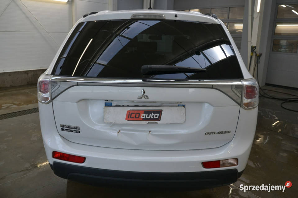 Mitsubishi Outlander 23 D 156 4x4 KAMERA COFANIA manualna Outlander Mitsubishi małopolskie