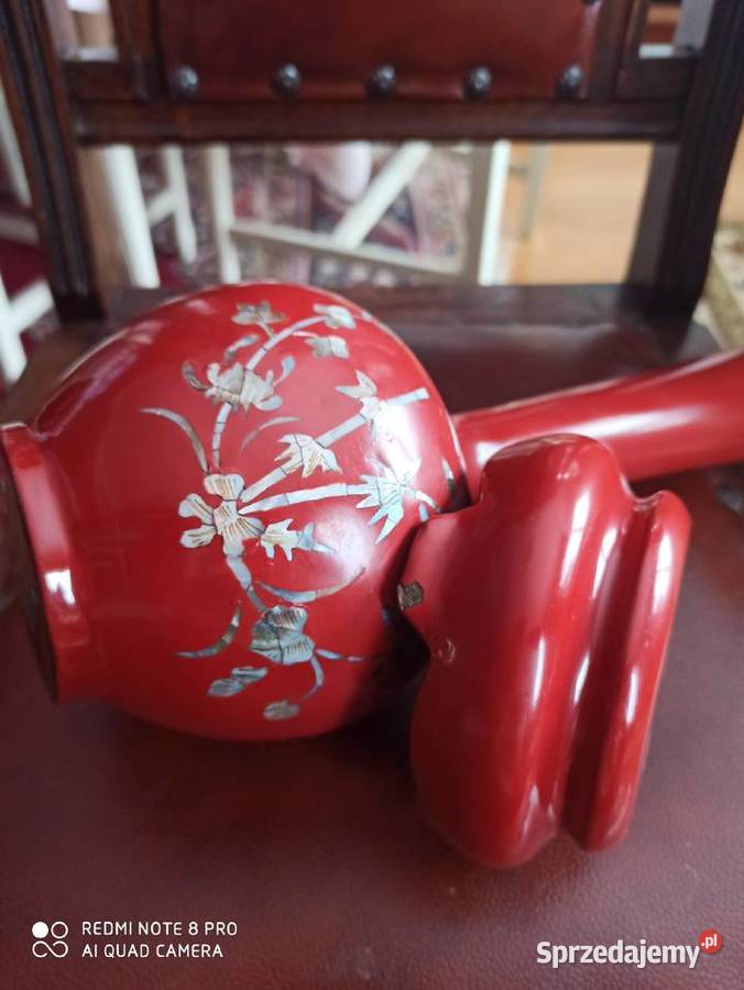 Wazon z laki z masą perłową na podstawce Gdańsk