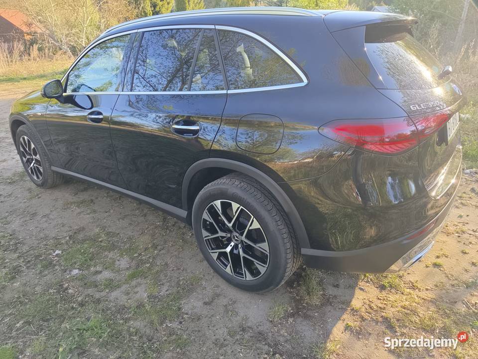 MERCEDES GLC 350e BEZWYPADKOWY NOWY Rok produkcji 2025