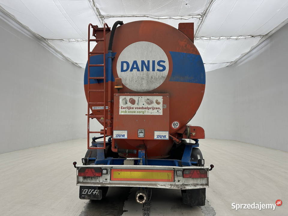 Naczepa do paszy silos cysterna tez w leasing więcej niż 2 Warszawa