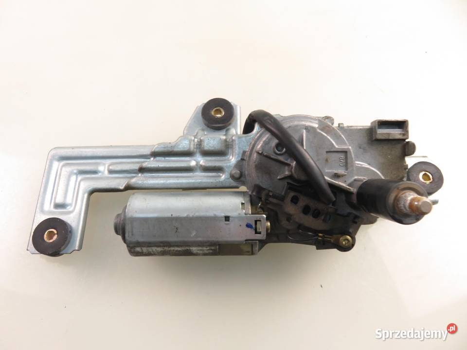 SILNICZEK WYCIERACZKI TYŁ MITSUBISHI PAJERO sprzedam