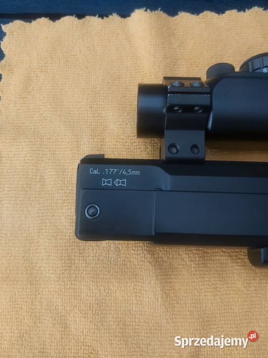 Pistolet wiatrówka Weihrauch HW45 kolimator