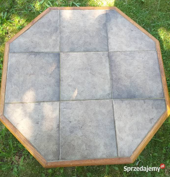 Piękny stolik kawowy dębowy konesera