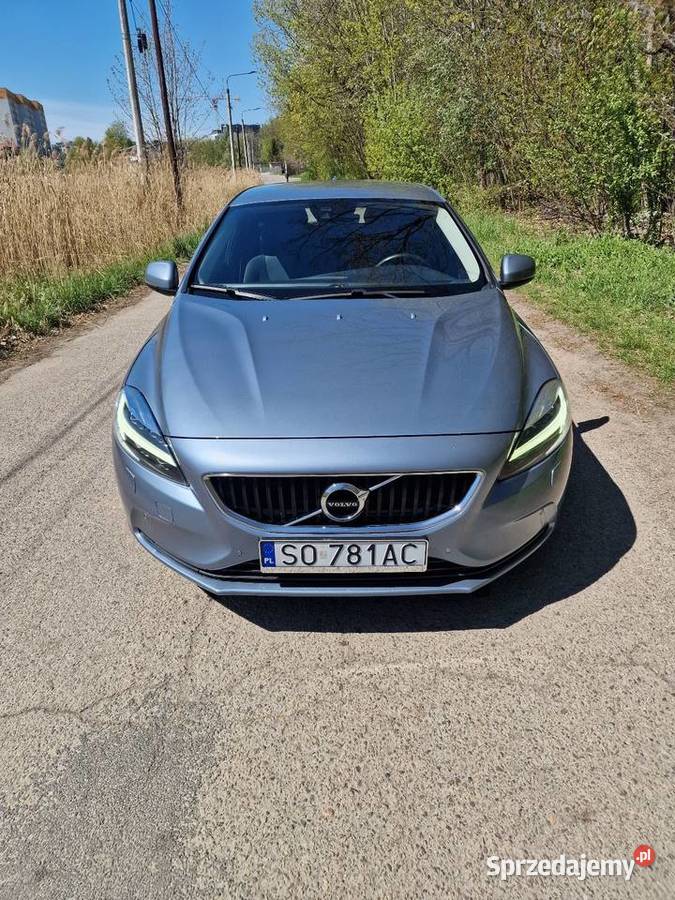 VOLVO V40 D3 MOMENTUM Polski salon Sosnowiec