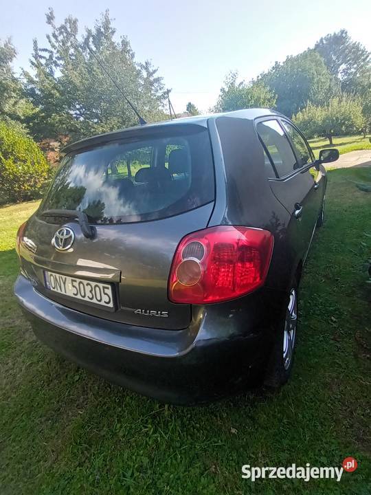Toyota auris z gazem Głuchołazy