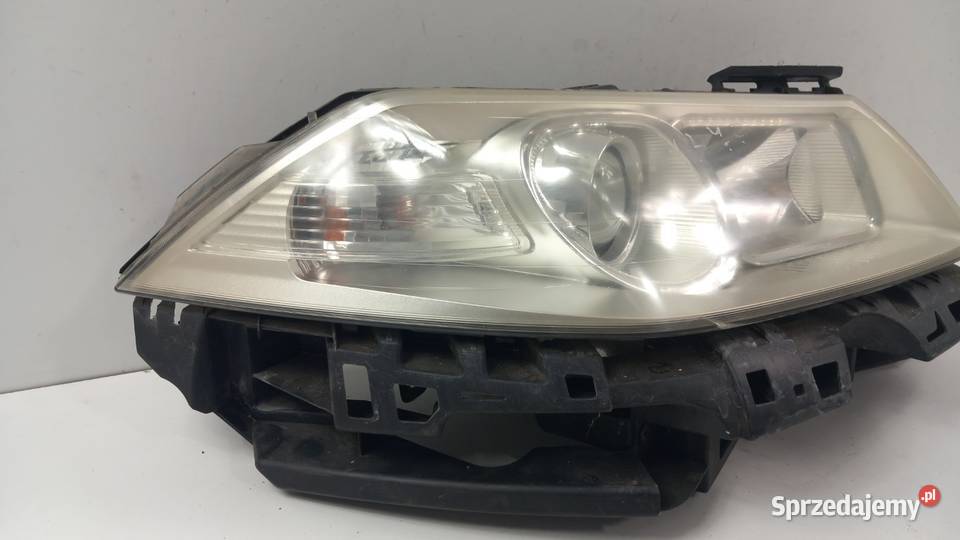 RENAULT MEGANE II LIFT LAMPA PRZÓD PRAWA EU Zbierkowo