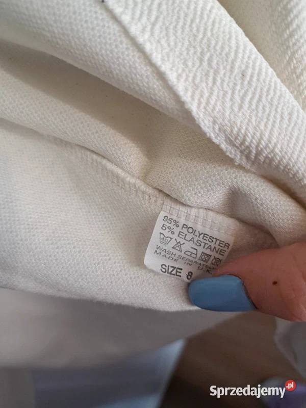 Stylowa biała kamizelka dłuższa z paskiem Trąbki Wielkie