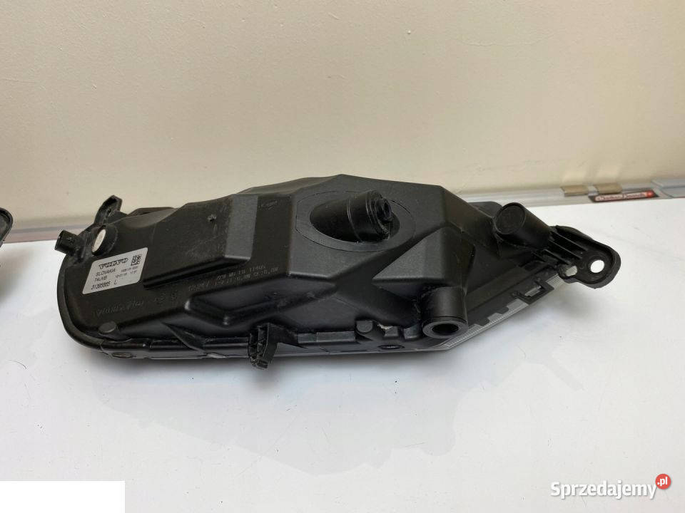 VOLVO XC90 II 2018 HALOGEN PRZECIWMGIELNA Kozubszczyzna