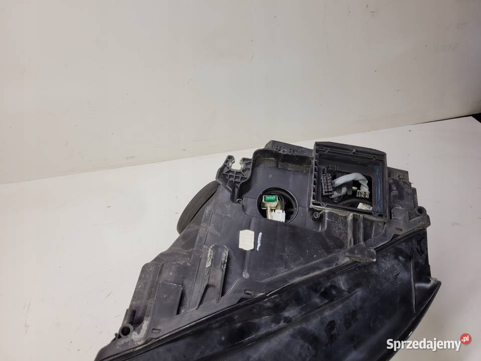 REFLEKTOR PRAWY PRZÓD AUDI A5 8T0941004AP XENON Części samochodowe śląskie