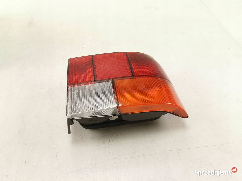 LAMPA ZESPOLONA PRAWY TYŁ VW GOLF III 1997 NOWA lubelskie