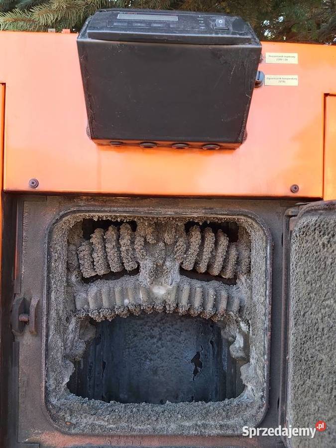 Kocioł na paliwa stałe Reco 36