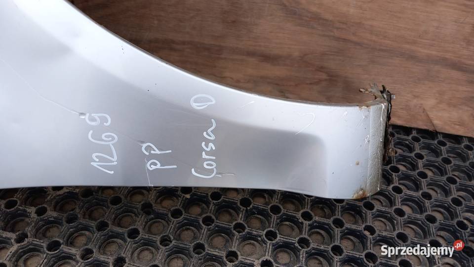OPEL CORSA D LIFT BŁOTNIK PRZÓD PRAWY Z157 osobowe Zbierkowo