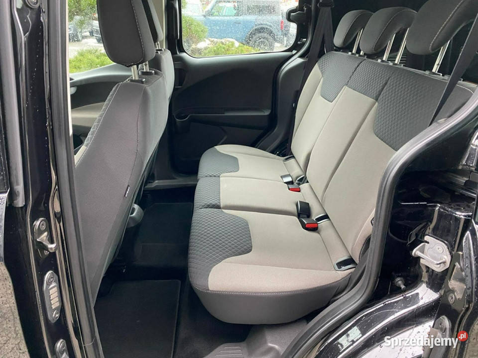 Ford Transit Courier klimatyzacja benzynka niski serwisowany w ASO Żory