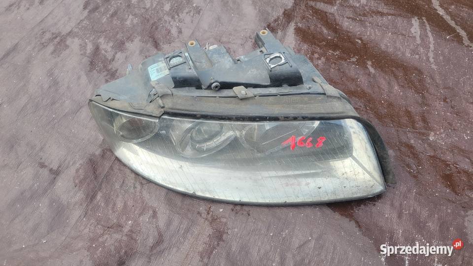 REFLEKTOR LAMPA PRAWA PRAWY PRZÓD AUDI A4 B6 śląskie Ruda Śląska