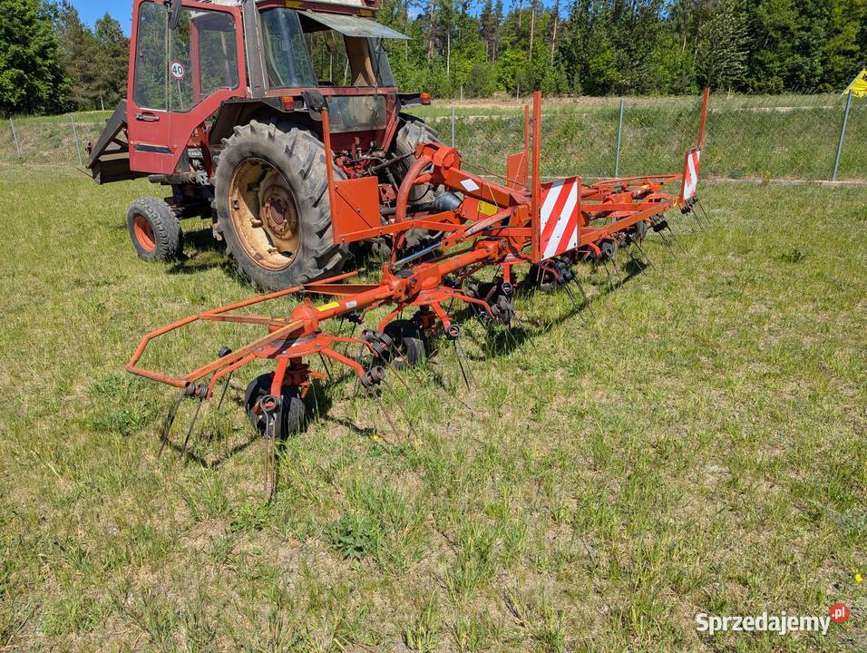Przetrząsarka kuhn GF 6301 zgrabiarka Stężyca