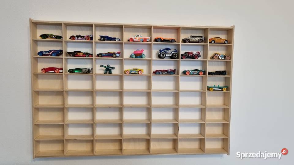 Półka regał półeczki na resorówki autka zabawki Chomranice