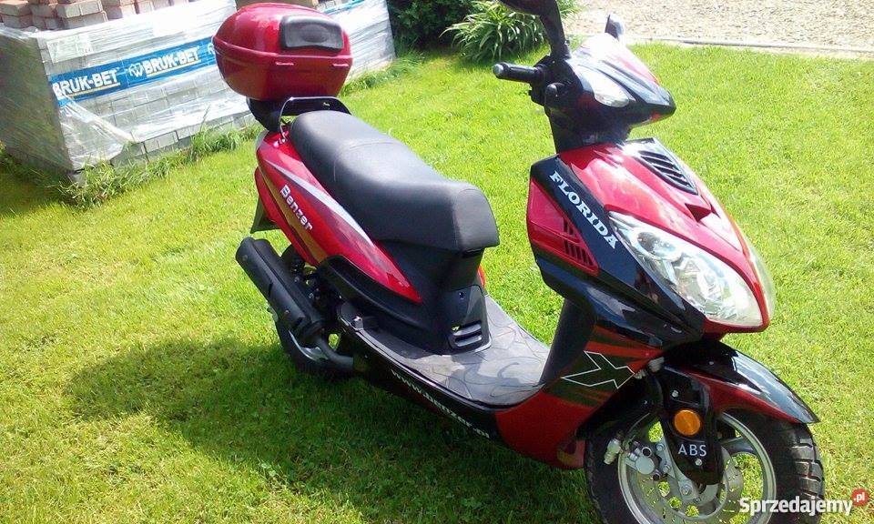 Skuter Benzer Florida