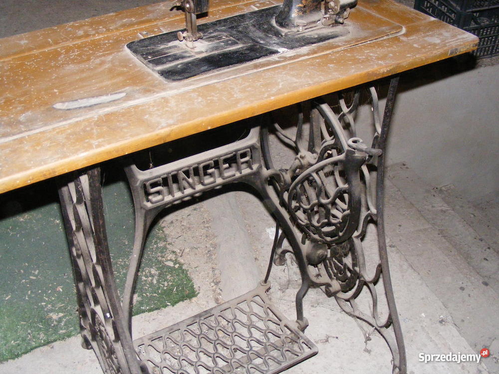Stara maszyna do szycia Naumann na podstawie mas Zawiercie sprzedam