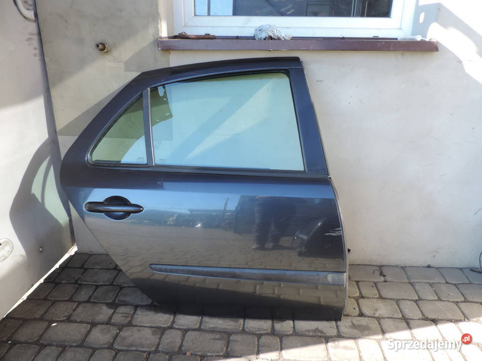 RENAULT LAGUNA 2 HB DRZWI PRAWY TYŁ TEB66 Rok produkcji 2002