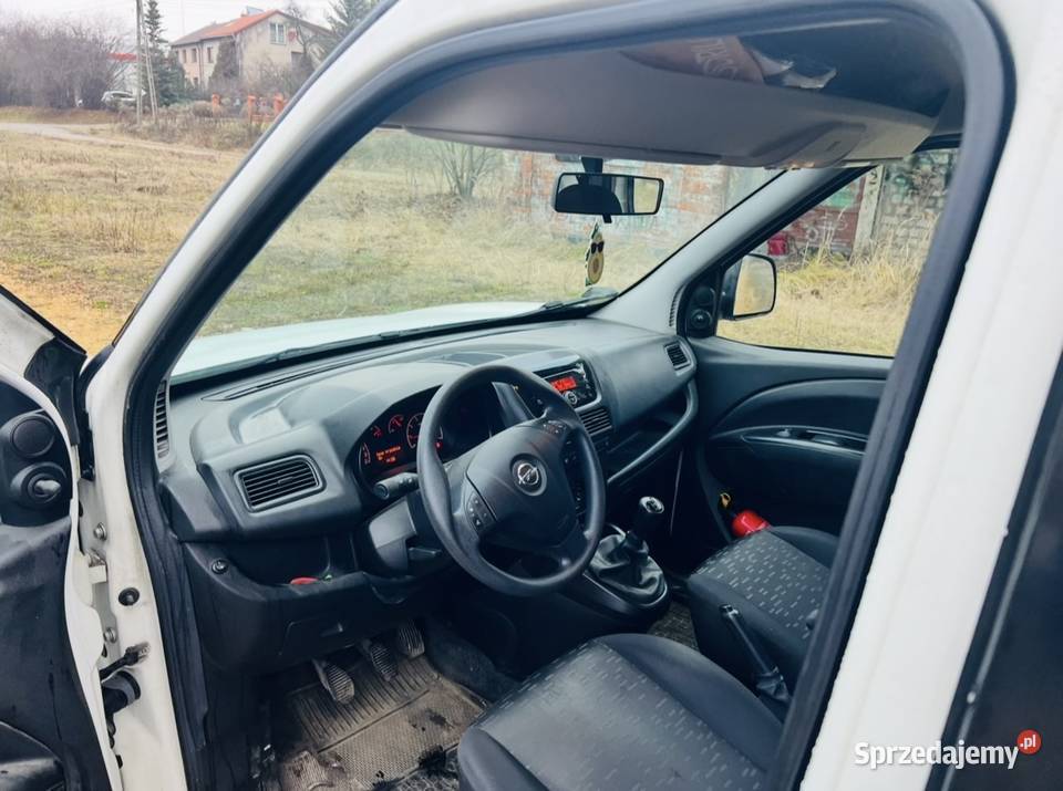 Opel Combo D 13 cdti ecoflex krajowy niski 1259cm3 Combo Jaworzno