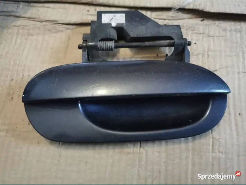 Klamka zewnętrzna prawy przód tył BMW e38