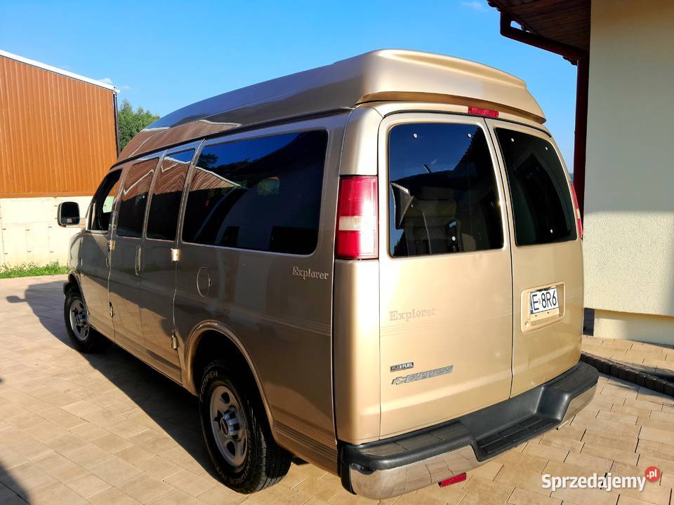 Chevrolet Express Explorer 53 V8 300 ASTRO GMC nieuszkodzony Gołęczyna sprzedam