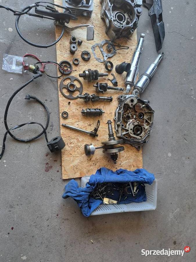 Dealim czesci Oborniki sprzedam