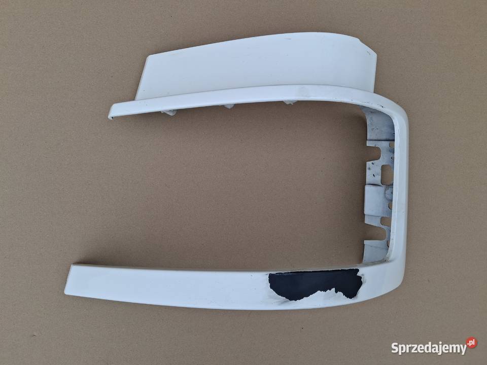 SCANIA R S OKULAR REFLEKTORA LEWY RAMKA LEWA Pozostałe Bieleń