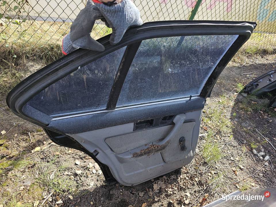 Drzwi lewy tył bmw e34 osobowe Wólka Łagowska