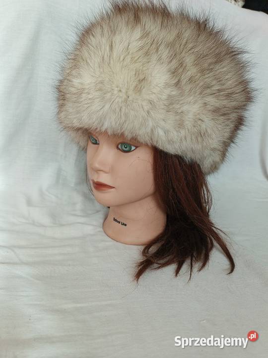 Czapka vintage ze srebrnego lisa