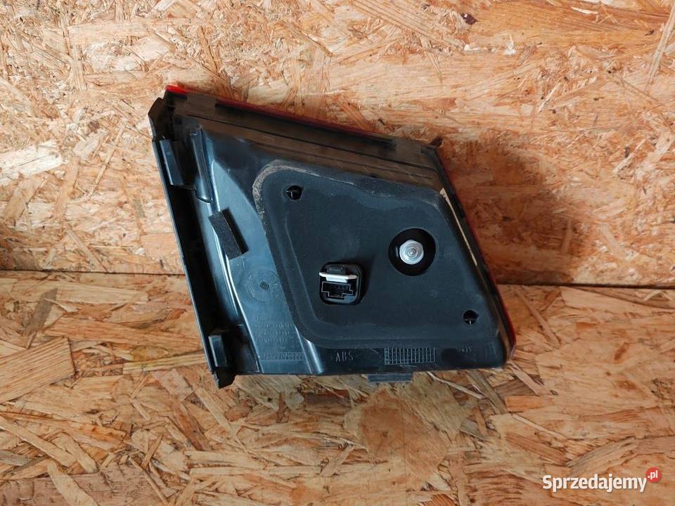 Lampa Klapy Bagażnika Prawa Mercedes W212 Lift Pleszew sprzedam