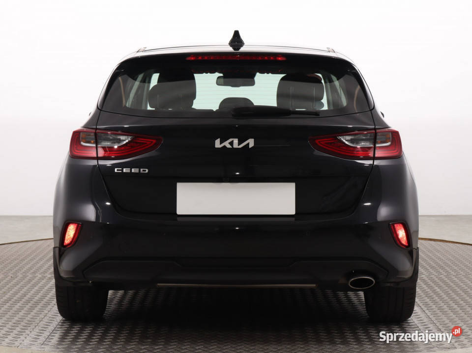 Kia Ceed 15 TGDI MHEV 32184km śląskie