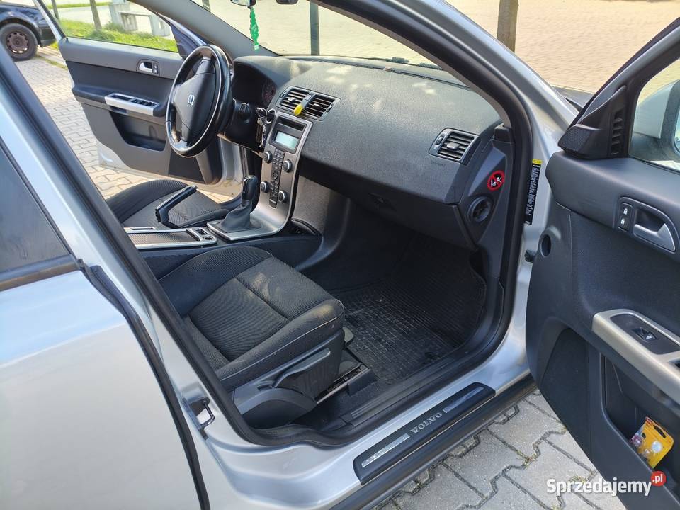 Volvo V50 20 diesel srebrny Volvo Zgierz