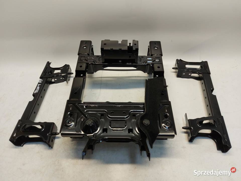 TESLA MODEL Y 2023r Mocowanie fotela komplet Uchwyty fabryczne