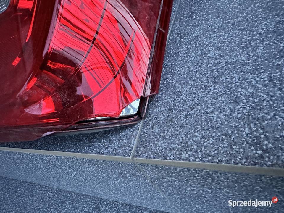 Suzuki Swift MK8 Lampa Led Prawa 22059363 małopolskie Radziszów