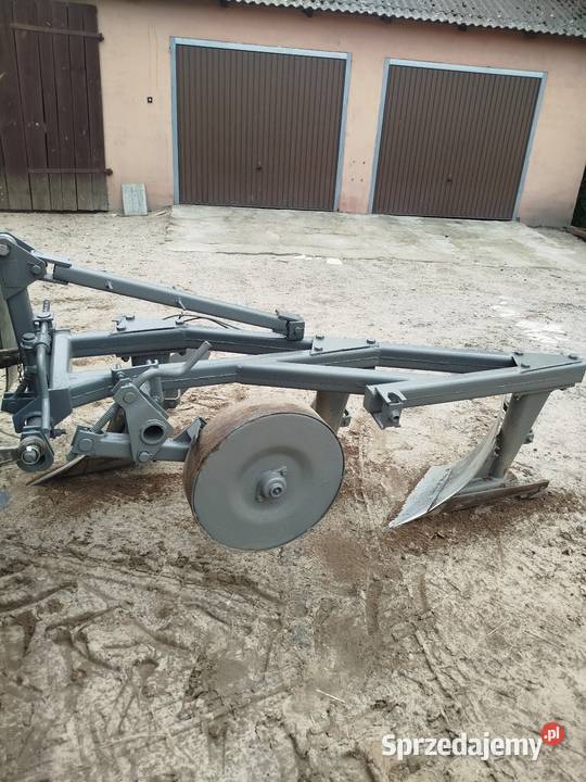 Pług 3 skibowe Grudziądz w stanie Izbica