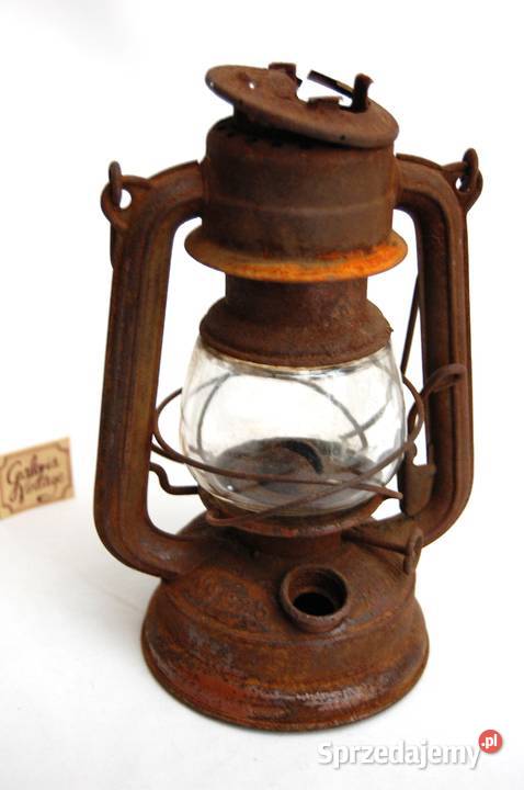 Stara zardzewiała lampa naftowa Feuerhand 225 II Lublin