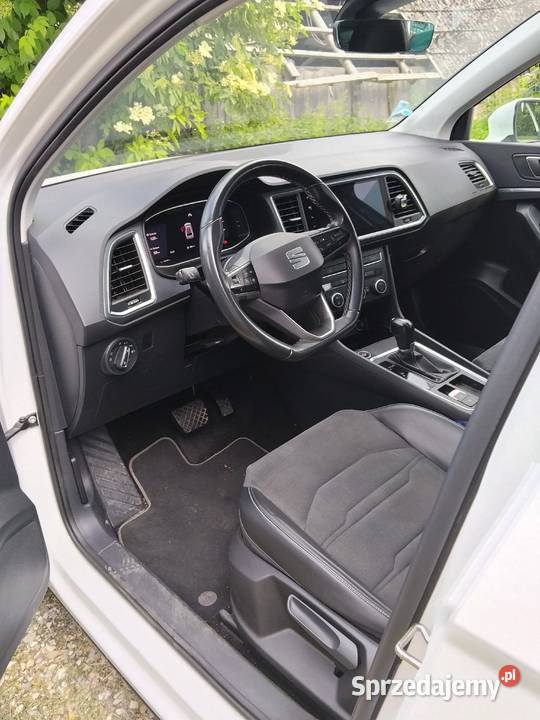 Seat Ateca 15 TSI DSG 2021 Niski przebieg Rok produkcji 2021 Michałowice sprzedam