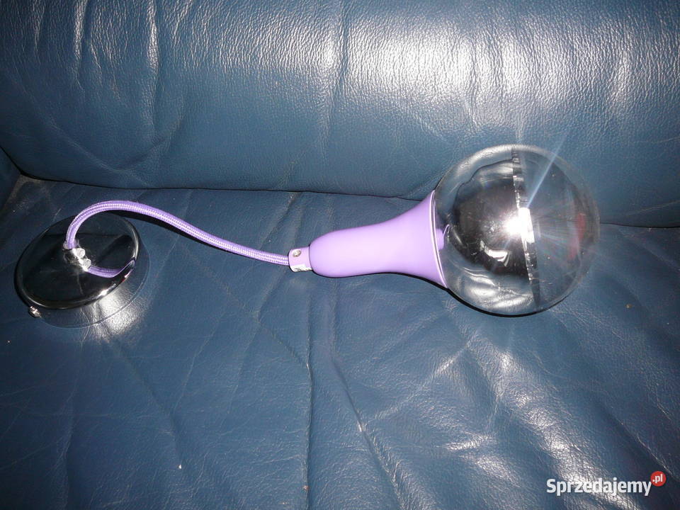 Lampa sufitowa z ozdobną żarówką sprzedam