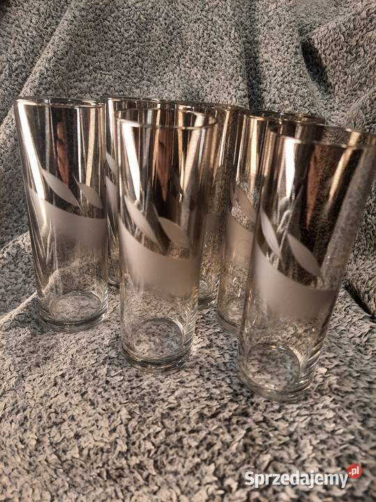 Komplet gastronomiczmy szklanki kieliszki inny kolor