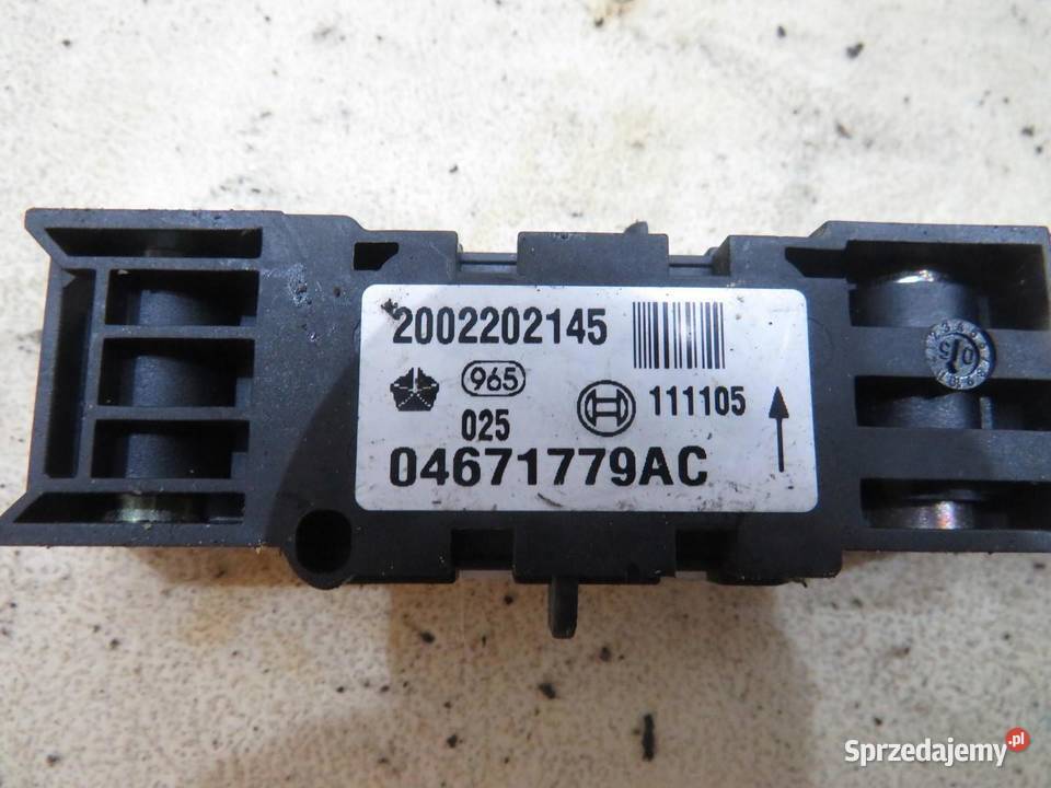 CZUJNIK UDERZENIA JEEP WK 04671779AC sprzedam