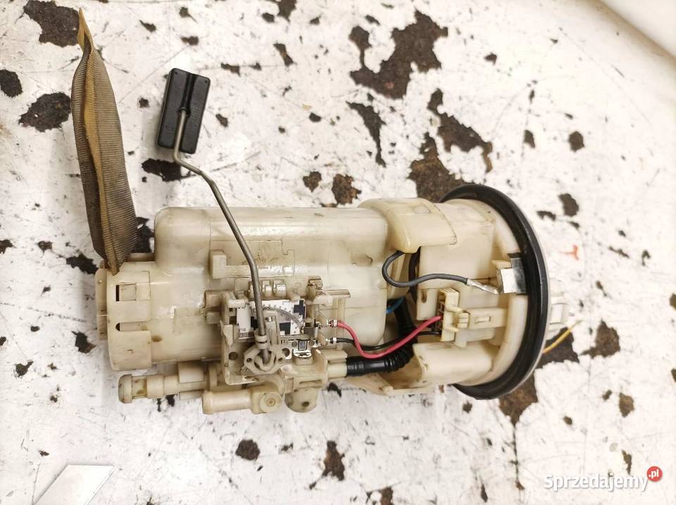 POMPA PALIWA 20 B PŁYWAK Toyota RAV4 II 20002005 Motoryzacja