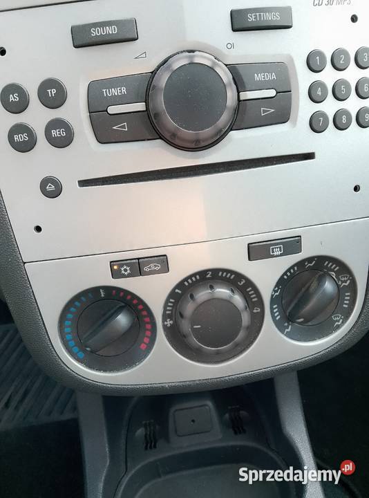 Opel Corsa 12 2014 rocznik Klimatyzacja z