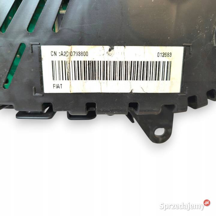 LICZNIK ZEGARY 52056256 Fiat 500L 09 TWINAIR 14