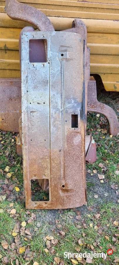 Duży fiat 125p błotniki nadkola Pionki