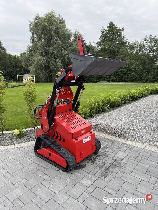 Mini ładowarka skid steerspych Ładowacze czołowe sprzedam