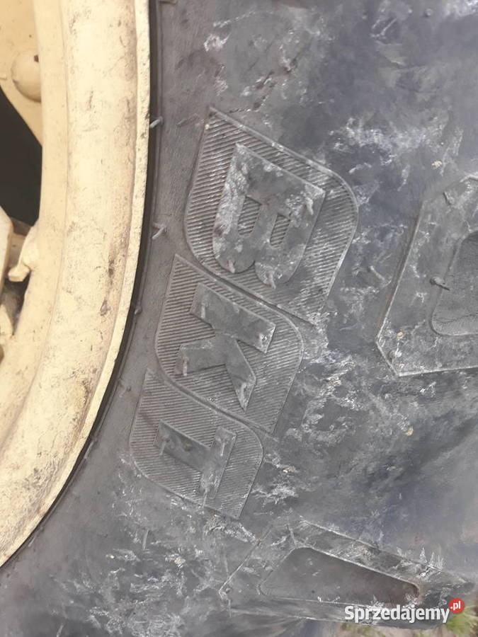 Koła duże Ursus C330 12428 nieuszkodzony Bucze