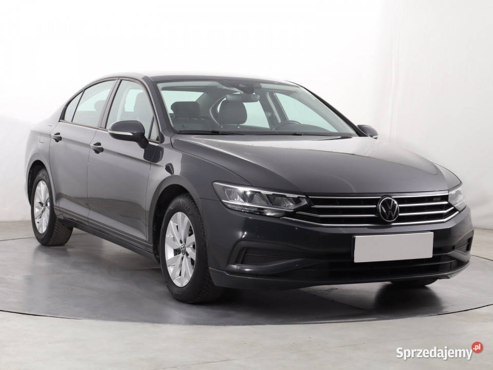 VW Passat 20 TDI asystent pasa ruchu Samochody osobowe śląskie Katowice